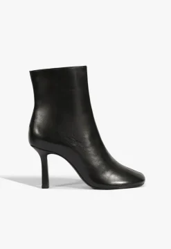 Online Schutz Brielle Leather Bootie Black
