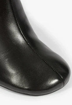 Online Schutz Brielle Leather Bootie Black