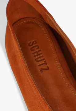 Fashion Schutz Courtney Suede Flat Brown