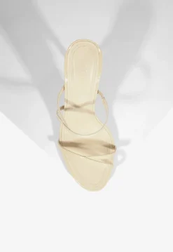 New Schutz Diana Sandal Beige