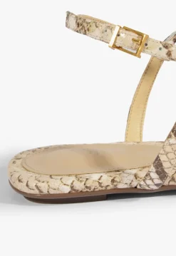 Hot Schutz Elsha Flat Sandal Animal Print