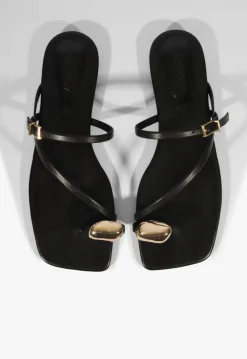 Clearance Schutz Elysa Sandal Black