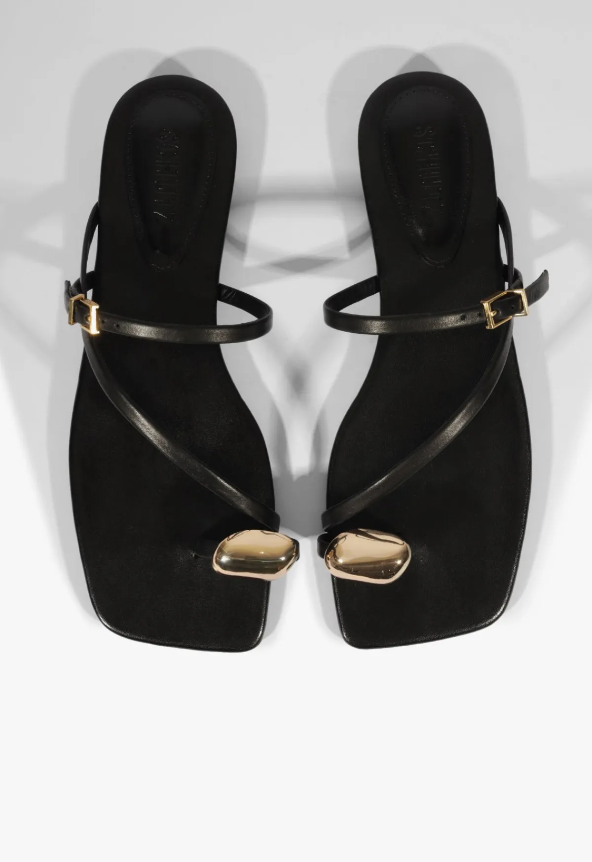 Clearance Schutz Elysa Sandal Black