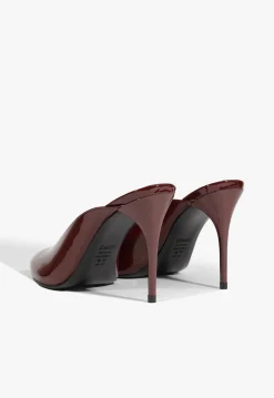 Outlet Schutz Geraldine Patent Pump Red