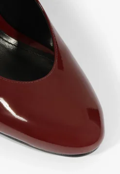 Outlet Schutz Geraldine Patent Pump Red