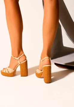 New Schutz Keefa Straw Sandal Brown