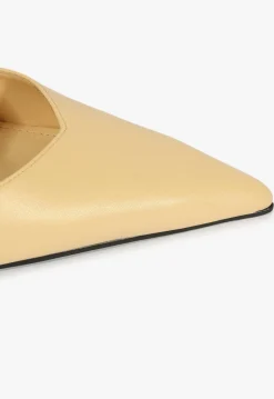 Best Schutz Lexi High Sculptural Pump Beige