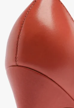 Online Schutz Lexi High Sculptural Red Pump Caiena Red