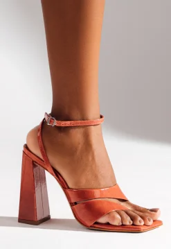 Best Schutz Madeline Sandal Caiena Red