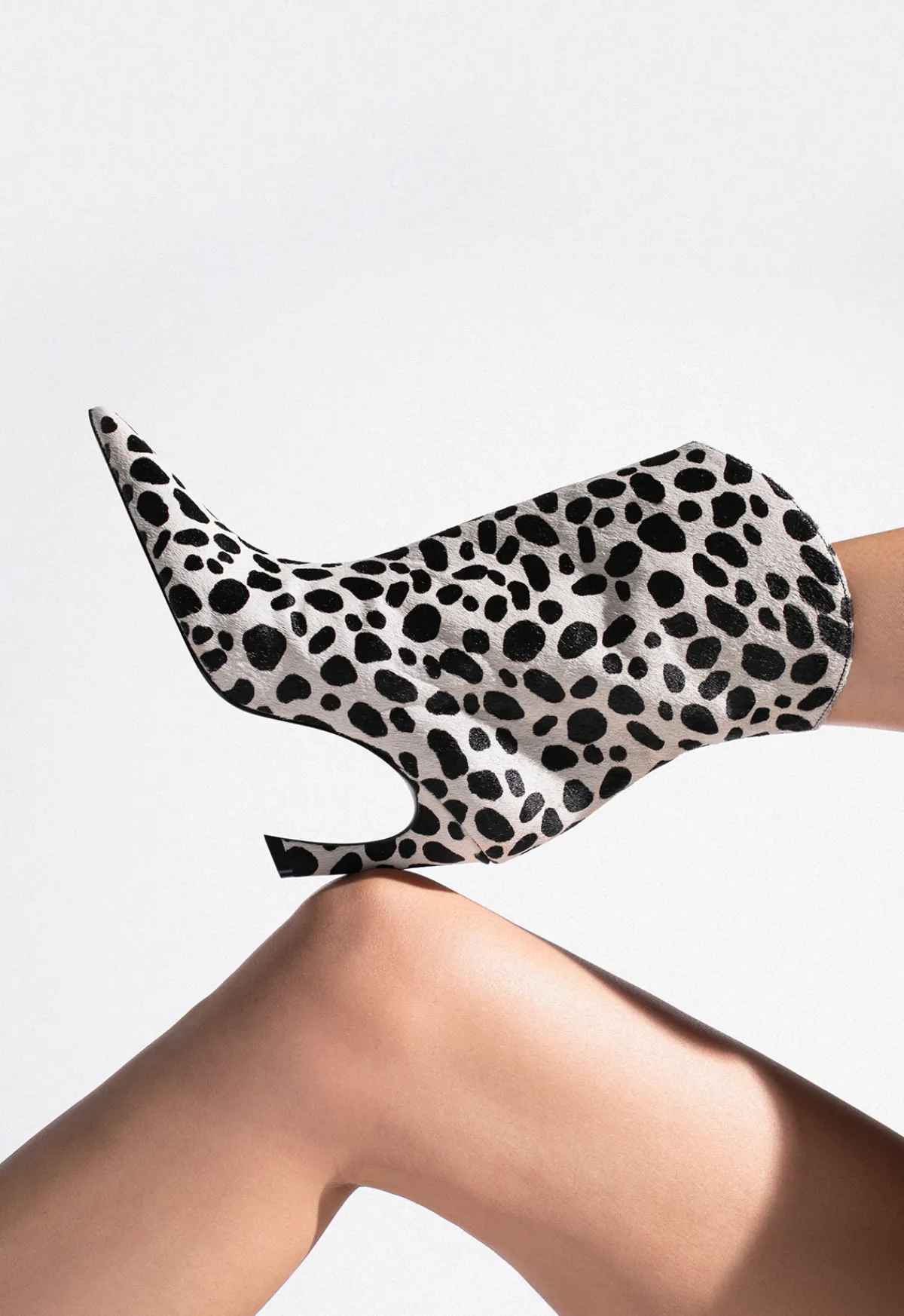Outlet Schutz Maryann Curve Hair Calf Bootie White