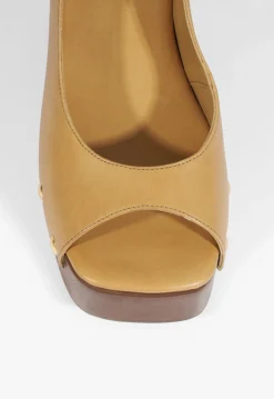 New Schutz Rose Sling Leather Sandal Fig