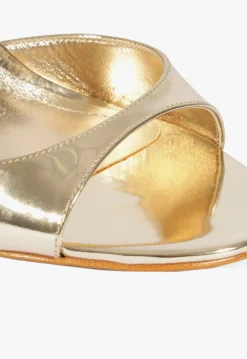 Fashion Schutz Scarlett Metallic Sandal Gold